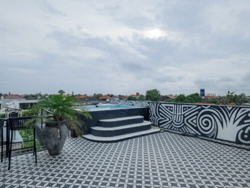 Berawa Sky Villa | Unieke 2-Slaapkamer villa met 2 zwembaden en spectaculaire rooftop views